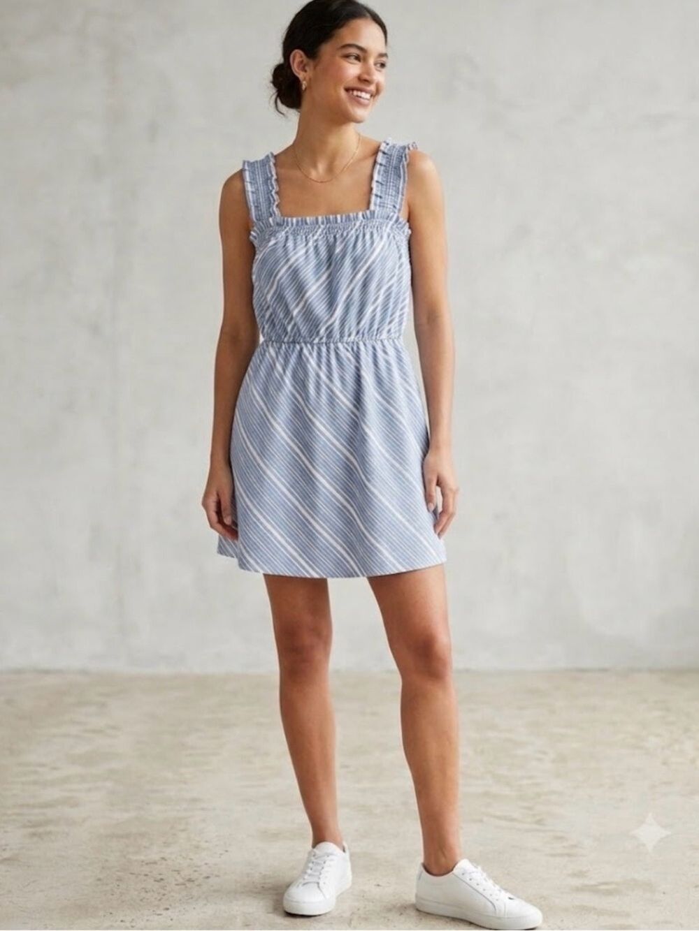 Socialite mini dress